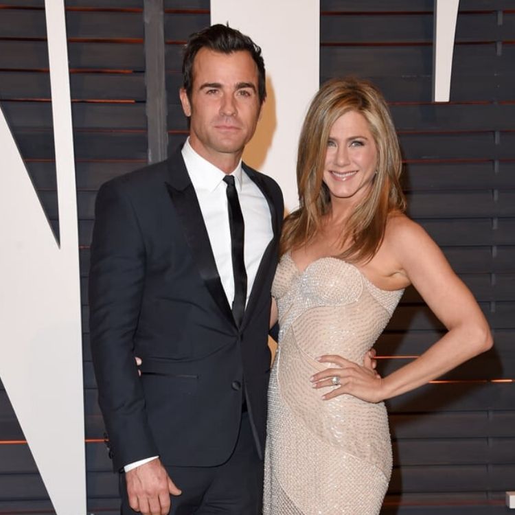 Jennifer Aniston Considers Name Change