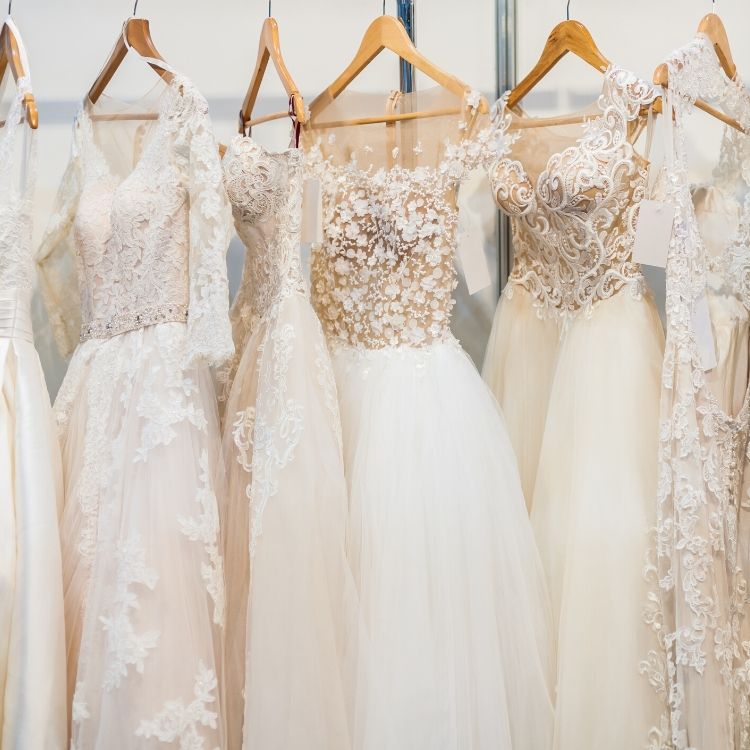 Tips To Sell Your Wedding Dress